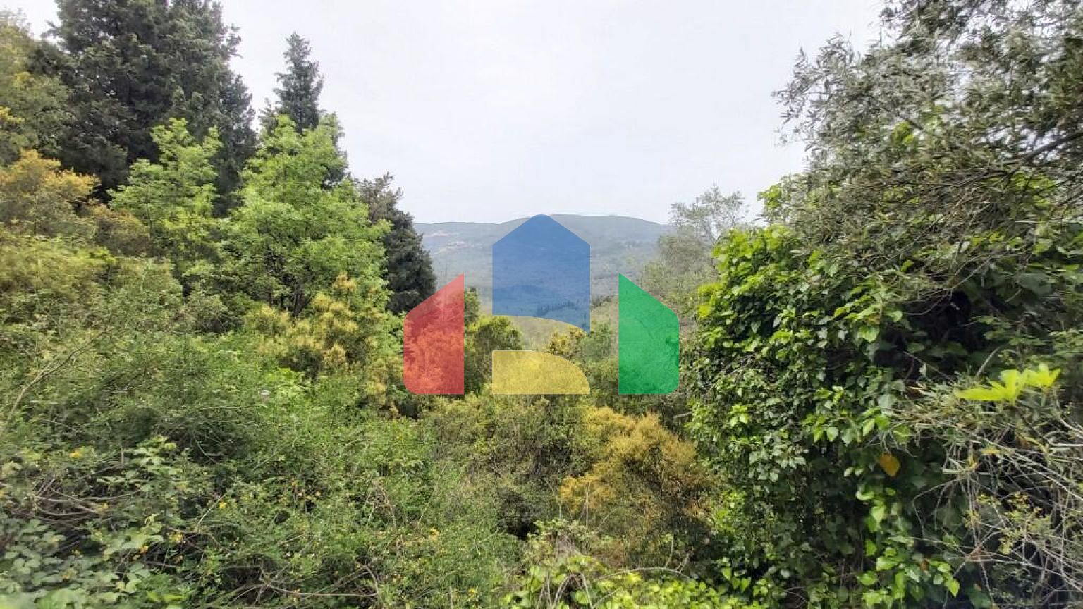 Продаж - Котедж 40 m² на о. Корфу