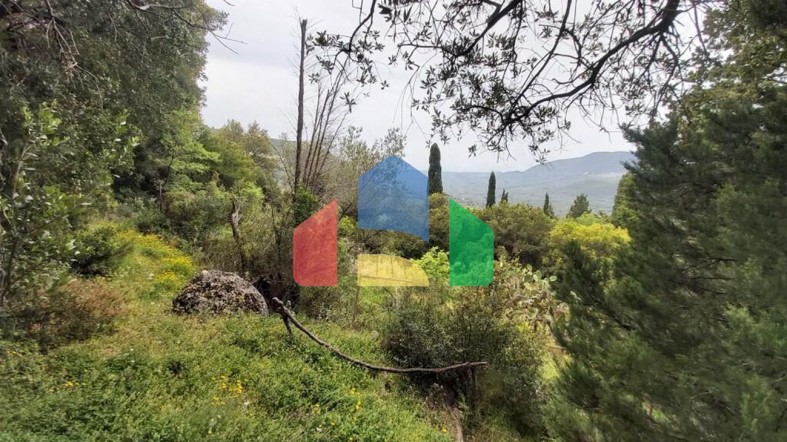 Продаж - Котедж 40 m² на о. Корфу