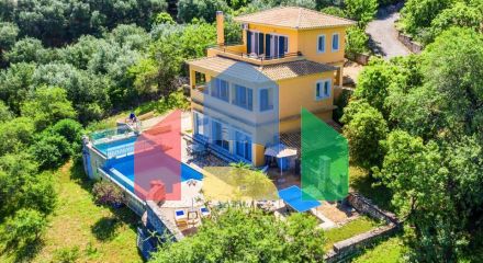 Продажа - Вилла 240 m² на о. Корфу