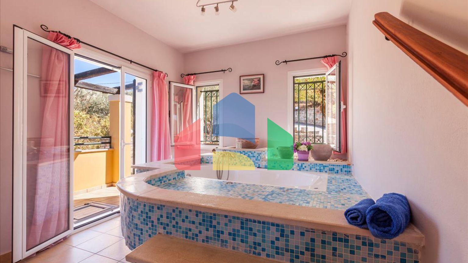 Продажа - Вилла 240 m² на о. Корфу