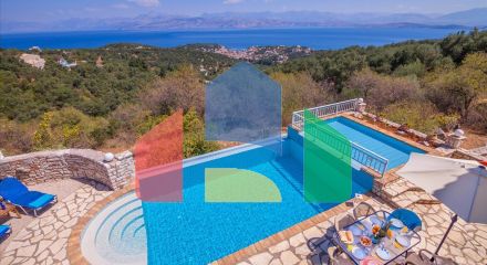 Продажа - Вилла 240 m² на о. Корфу