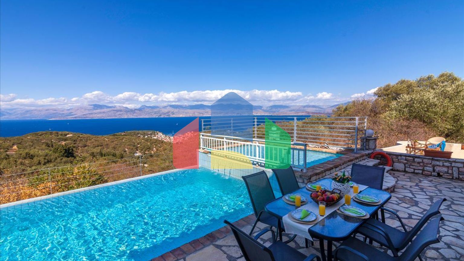 Продажа - Вилла 240 m² на о. Корфу