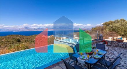 Продажа - Вилла 240 m² на о. Корфу