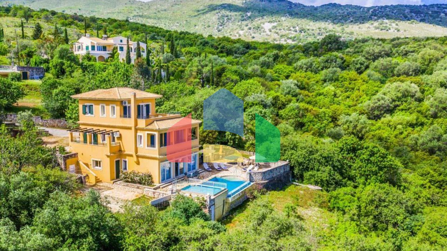 Продажа - Вилла 240 m² на о. Корфу