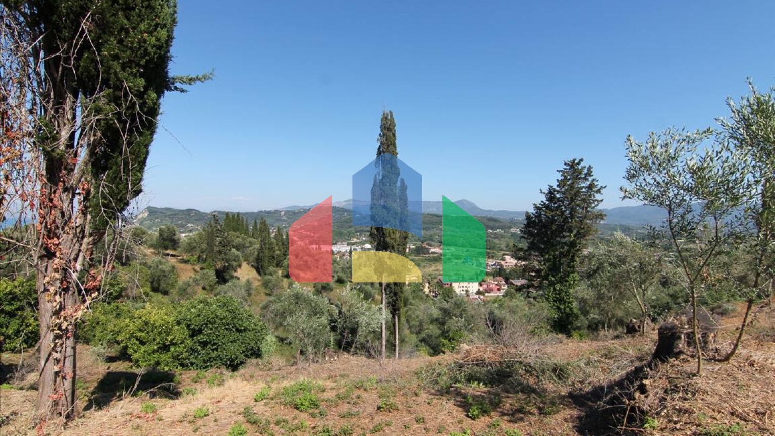 Продажа - Земельный участок 32000 m² на о. Корфу