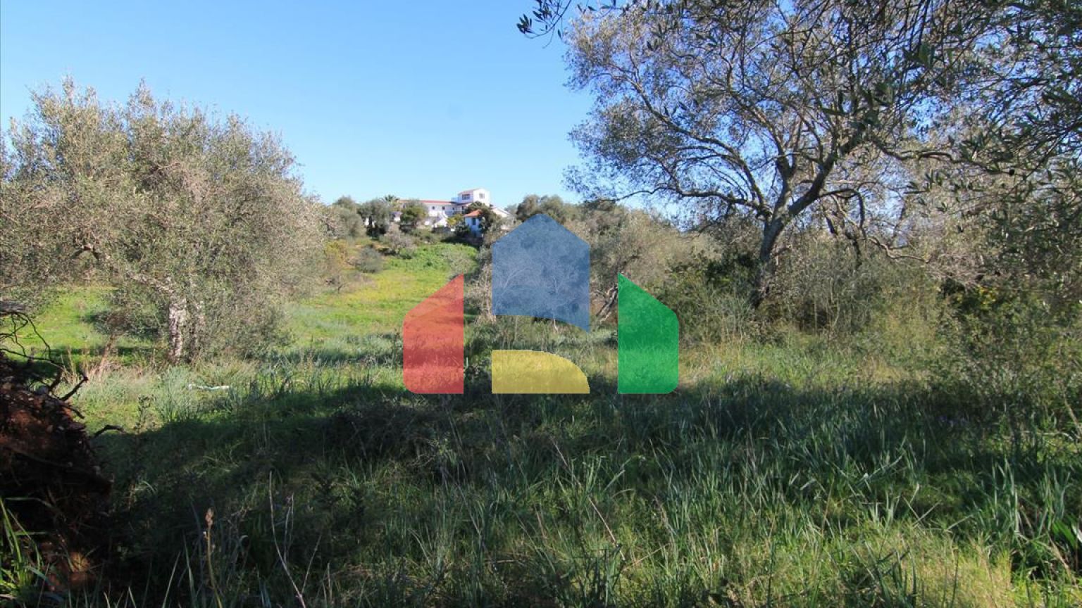 Продажа - Земельный участок 4131 m² на о. Корфу