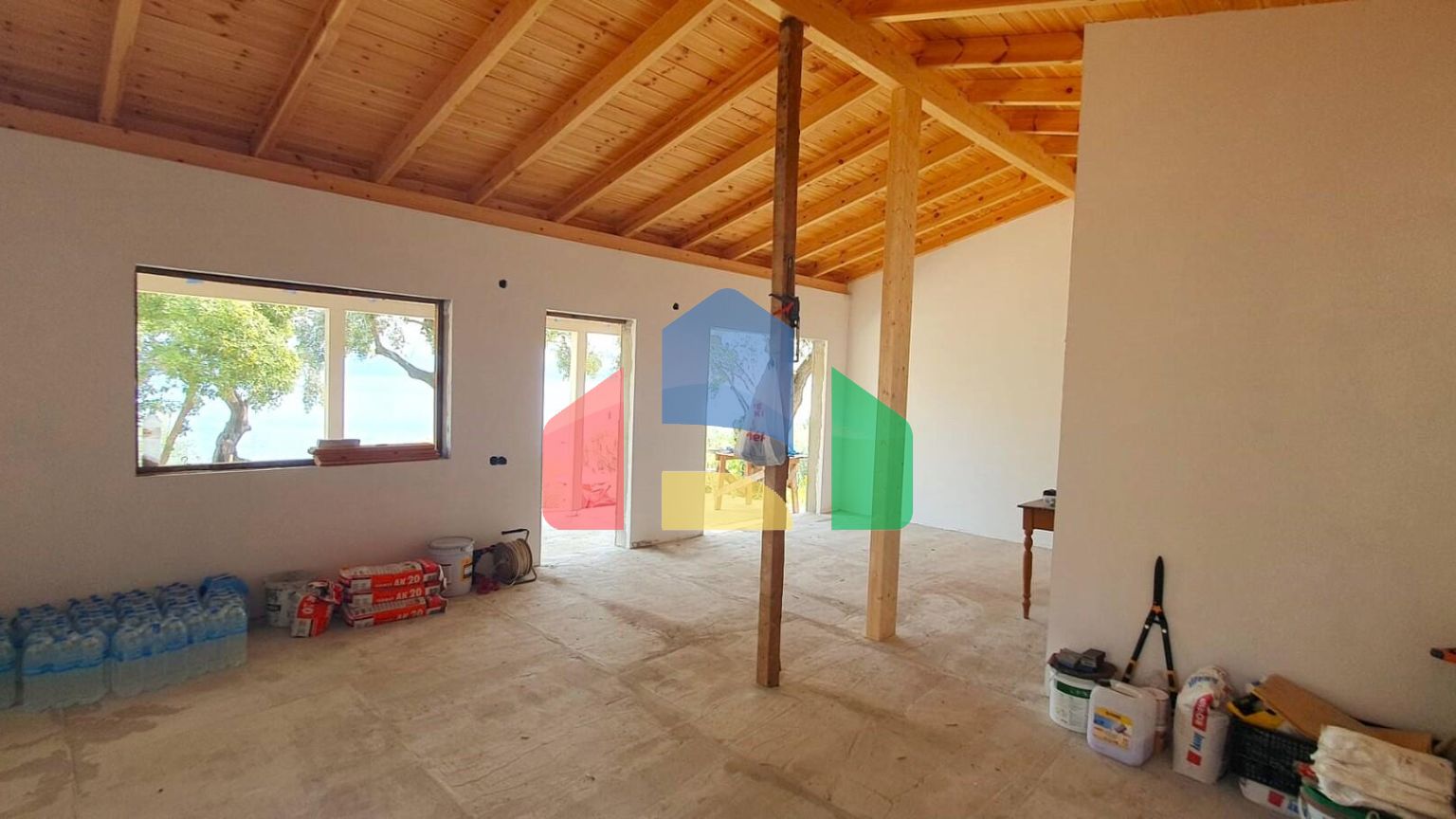 Продаж - Котедж 72 m² на о. Корфу