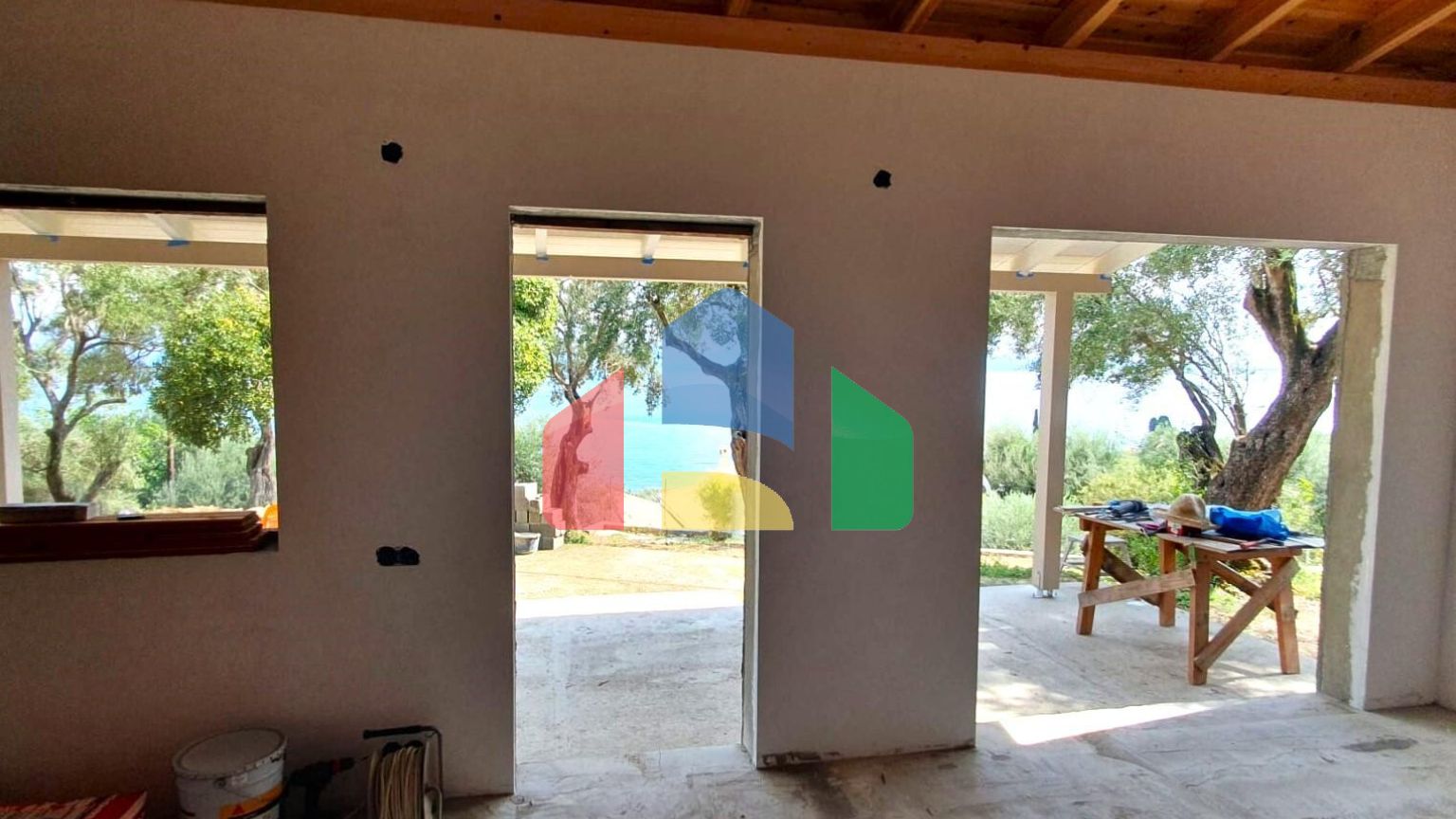 Продаж - Котедж 72 m² на о. Корфу