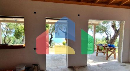 Продаж - Котедж 72 m² на о. Корфу