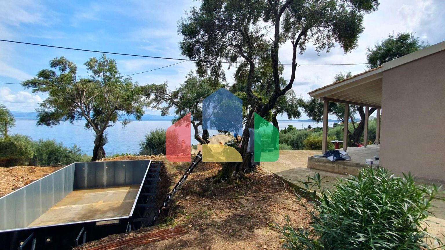 Продаж - Котедж 72 m² на о. Корфу