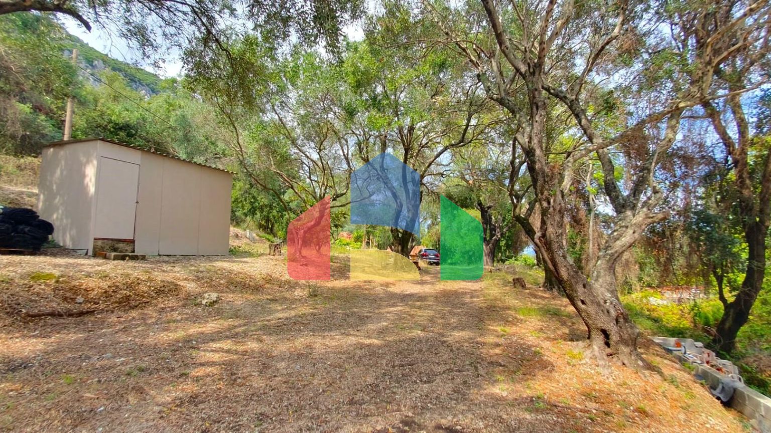 Продаж - Котедж 72 m² на о. Корфу