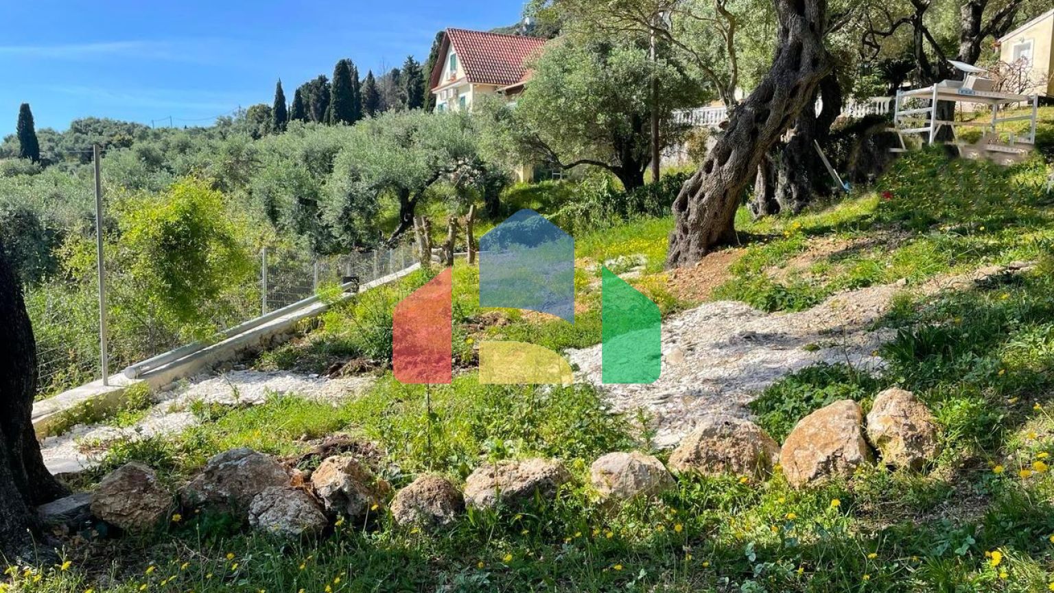 Продаж - Котедж 72 m² на о. Корфу