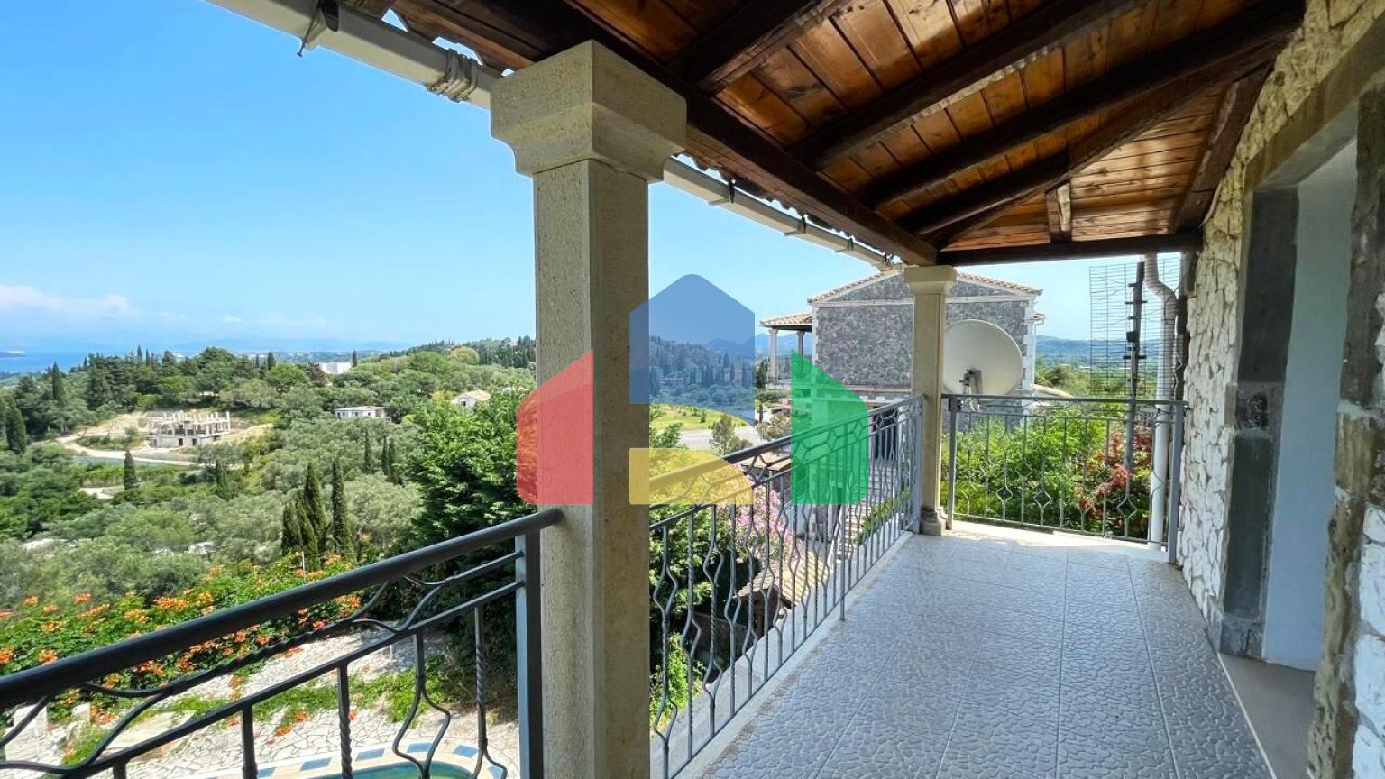 Продаж - Вілла 153 m² на о. Корфу