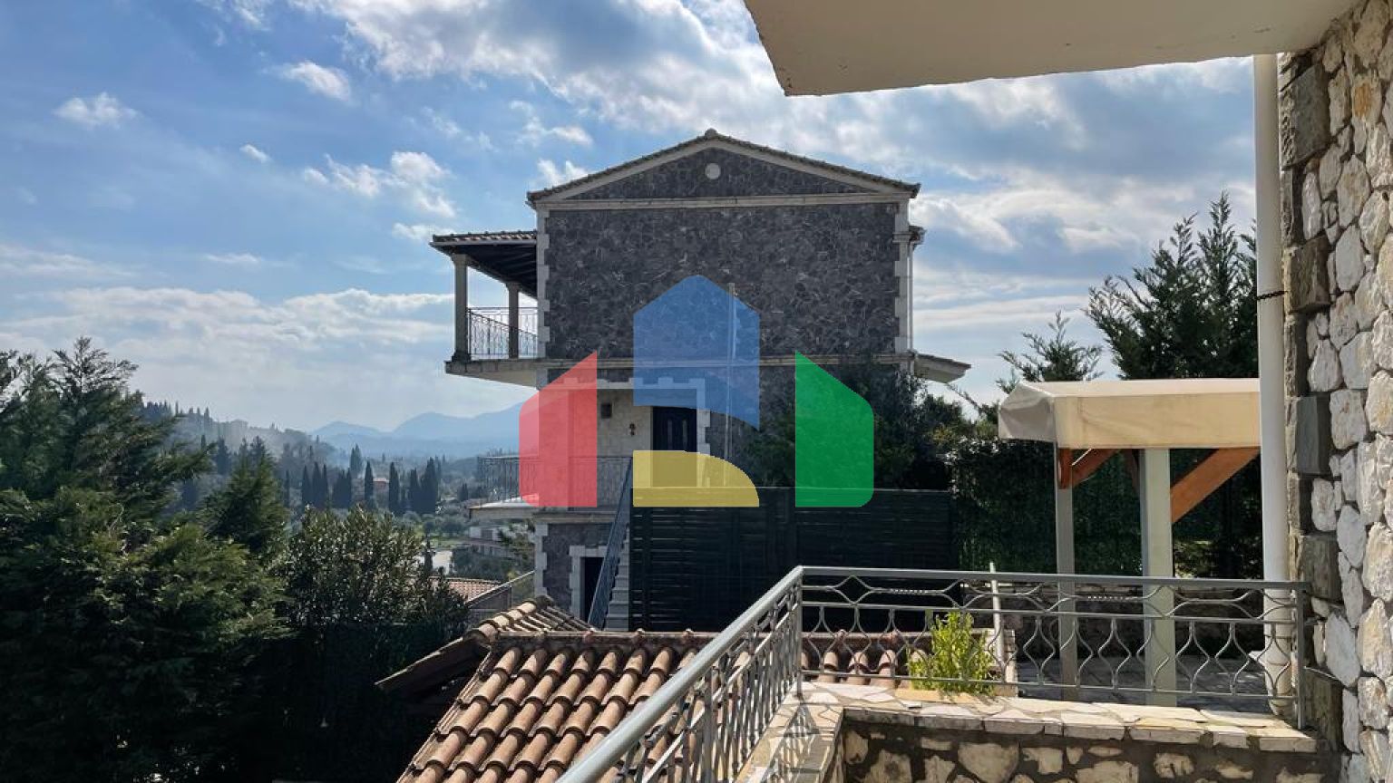 Продаж - Вілла 153 m² на о. Корфу