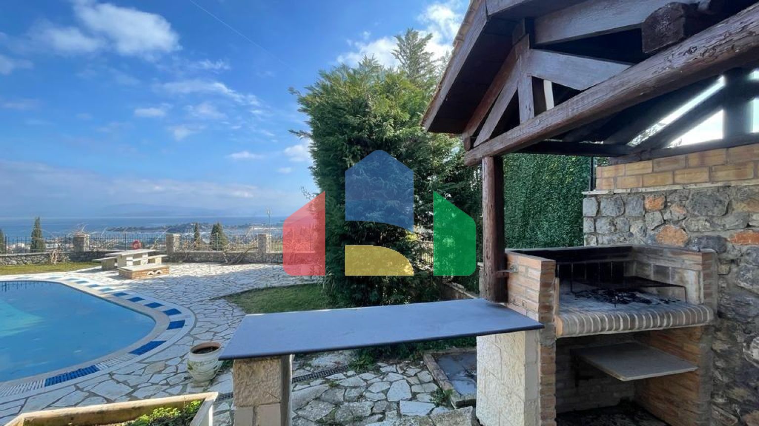 Продаж - Вілла 153 m² на о. Корфу