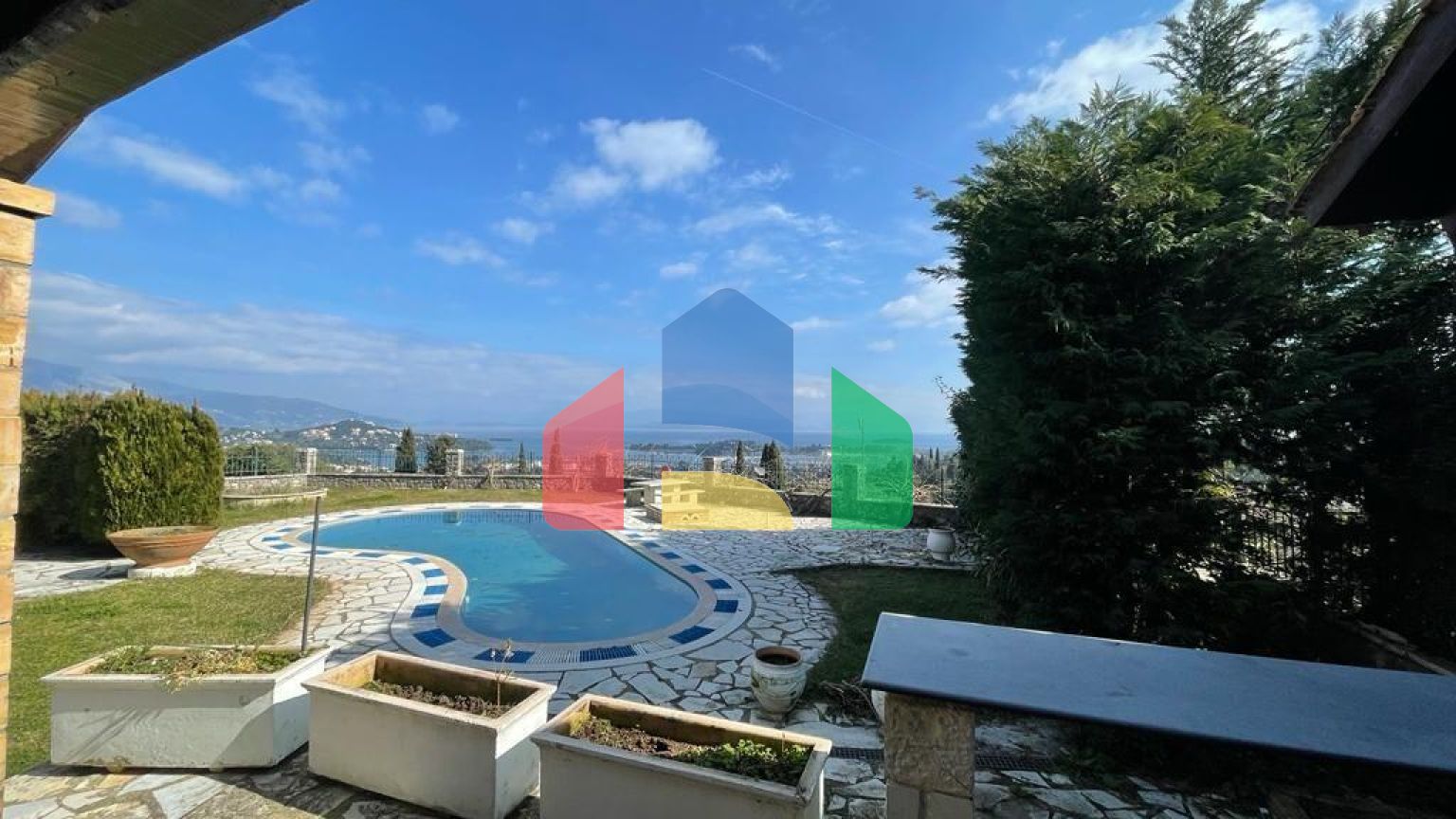 Продаж - Вілла 153 m² на о. Корфу