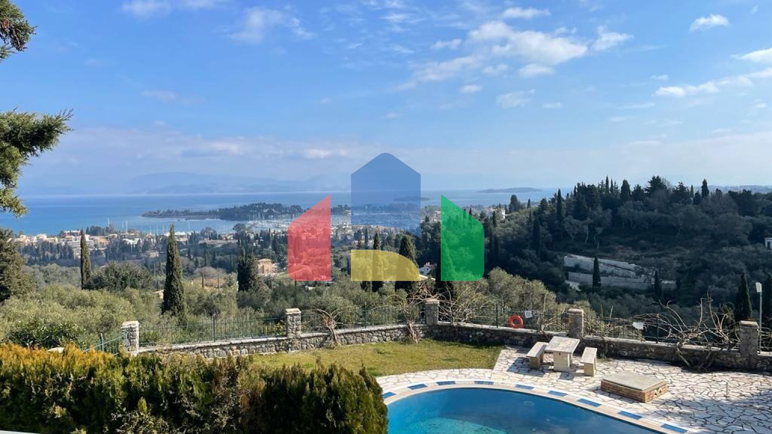 Продаж - Вілла 153 m² на о. Корфу