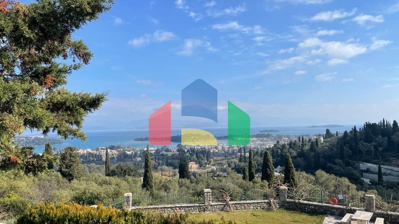 Продаж - Вілла 153 m² на о. Корфу