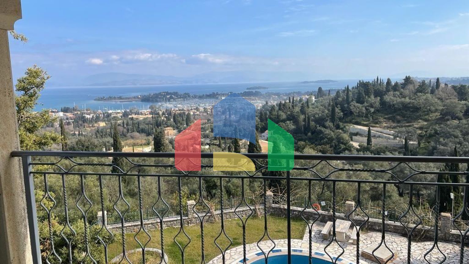 Продаж - Вілла 153 m² на о. Корфу