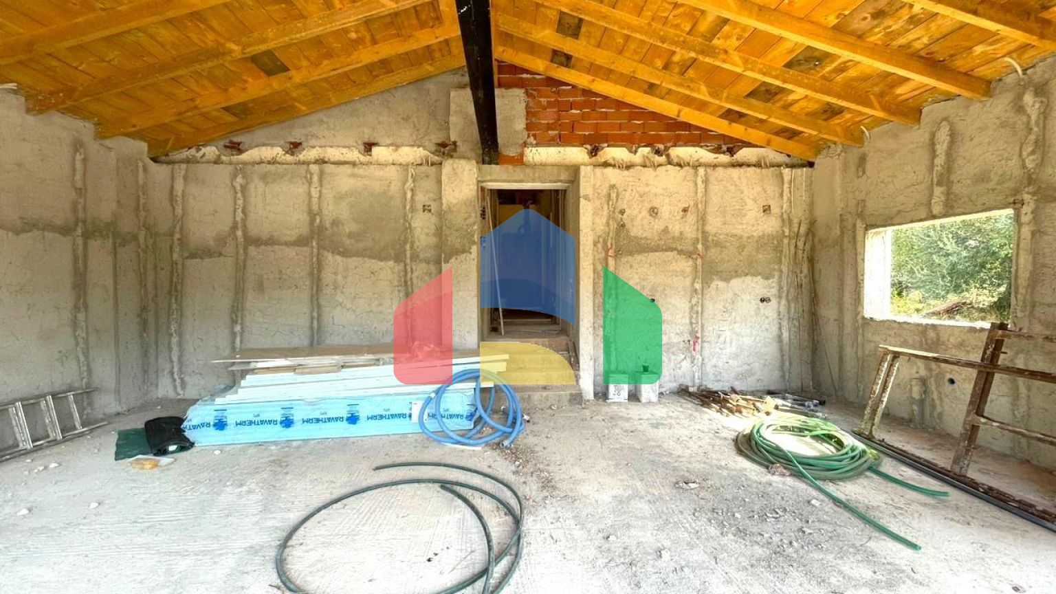 Продажа - Коттедж 115 m² на о. Корфу