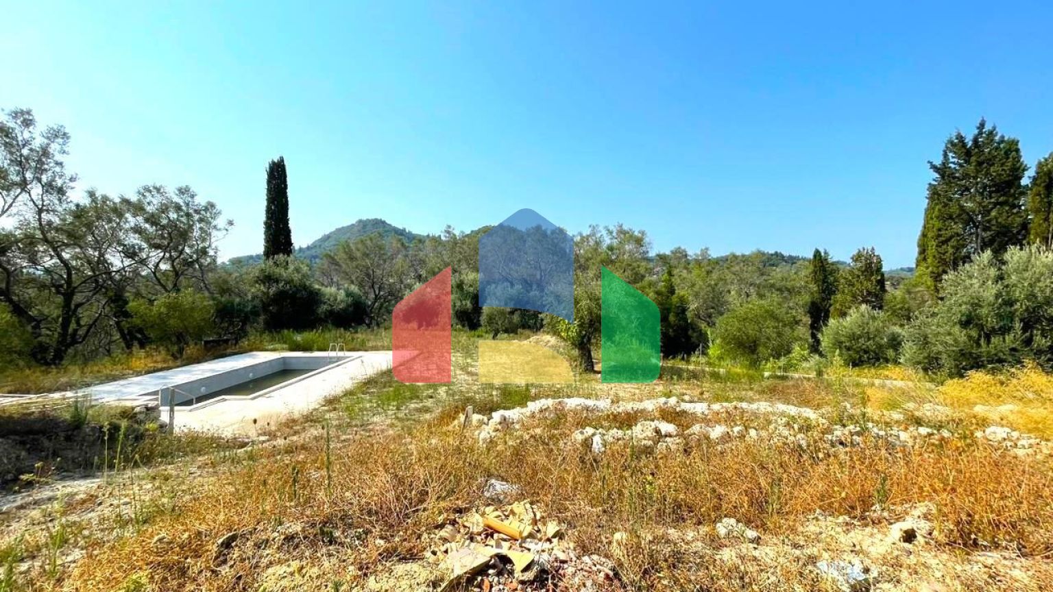 Продажа - Коттедж 115 m² на о. Корфу