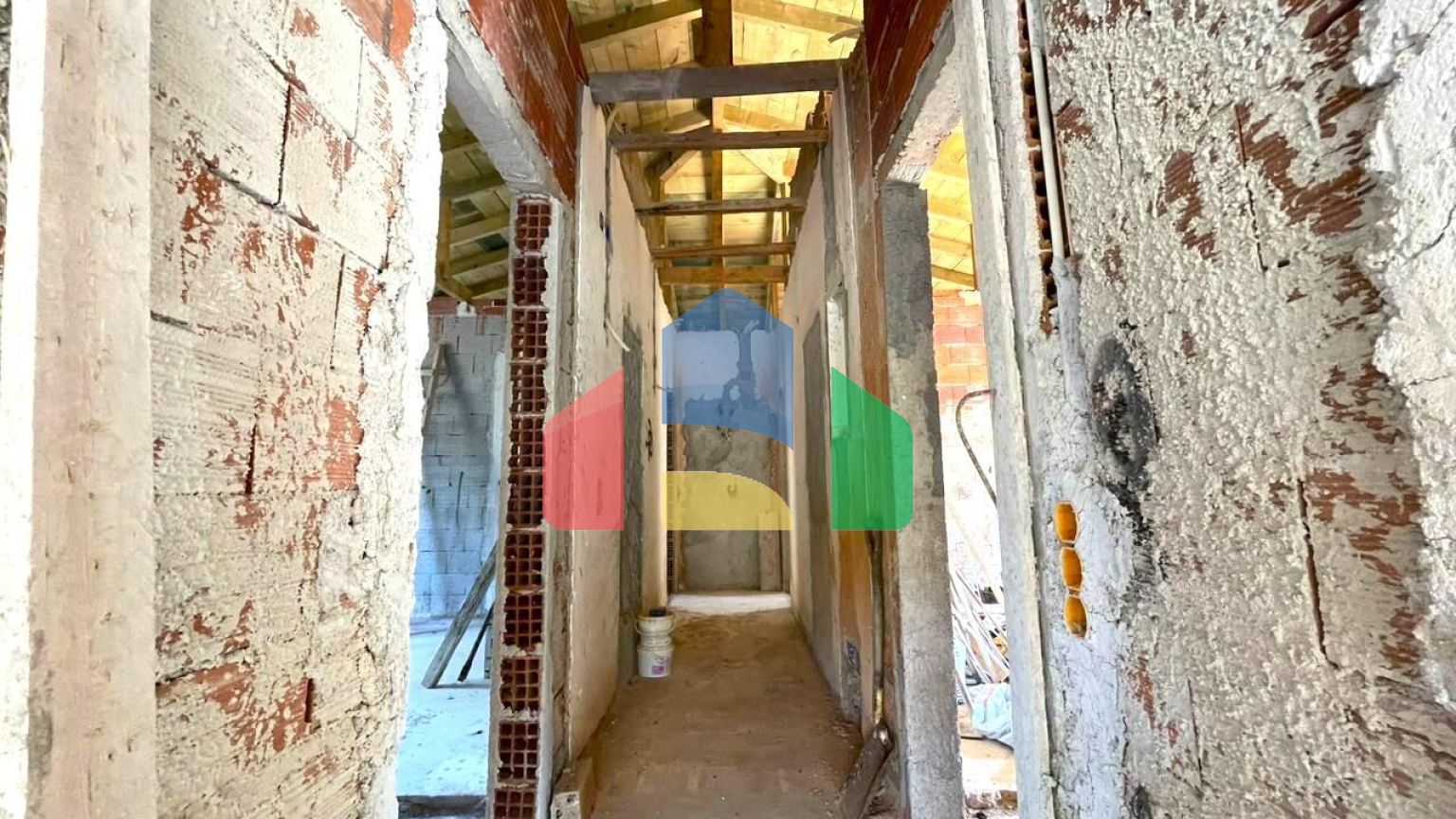 Продажа - Коттедж 115 m² на о. Корфу