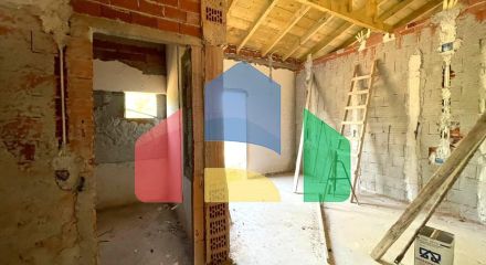 Продажа - Коттедж 115 m² на о. Корфу