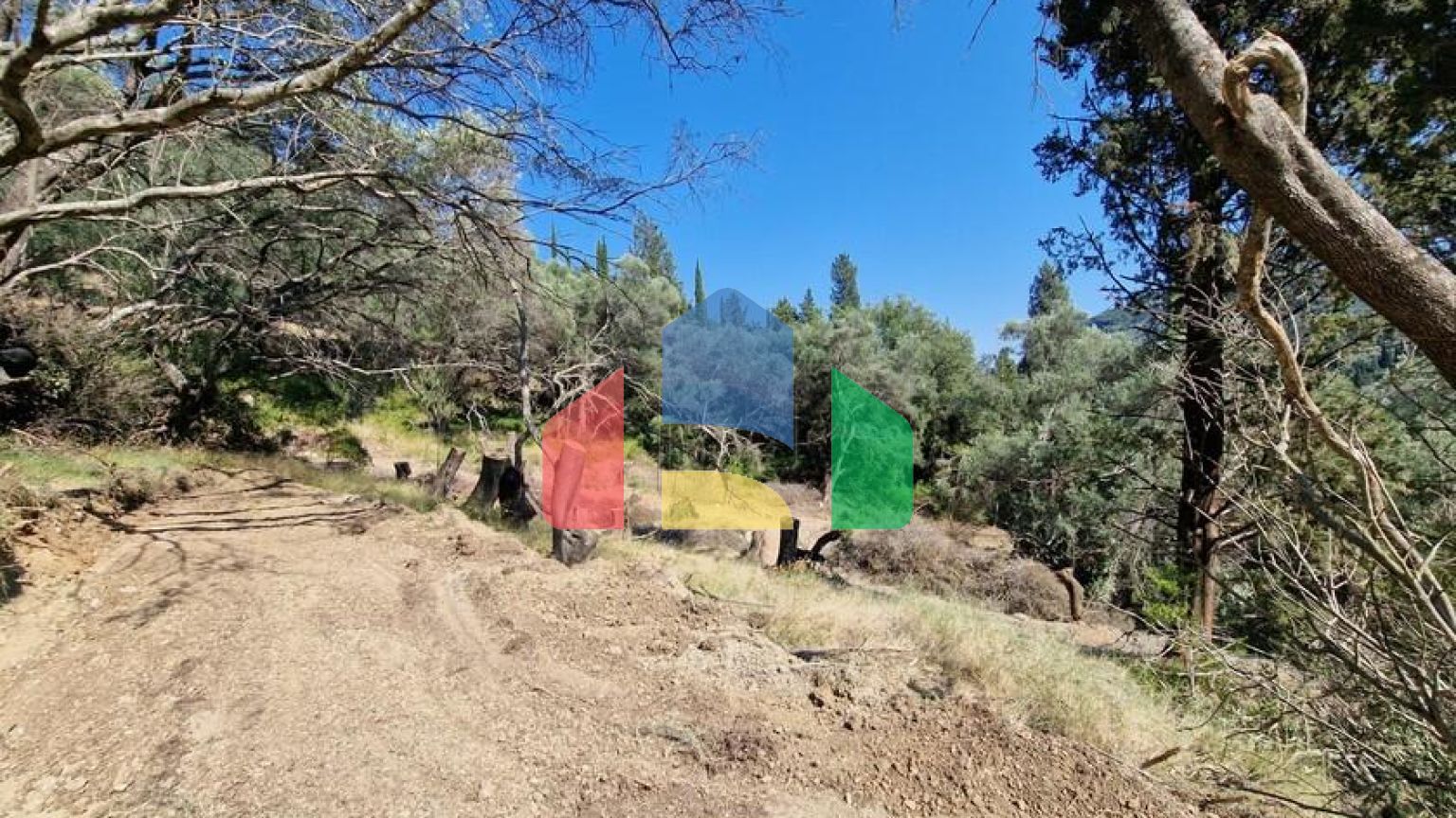 Продажа - Земельный участок 8500 m² на о. Корфу