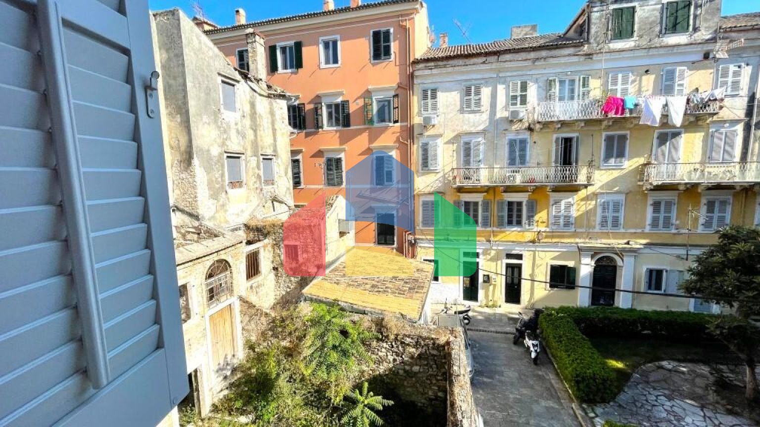 Продаж - Квартира 40 m² на о. Корфу