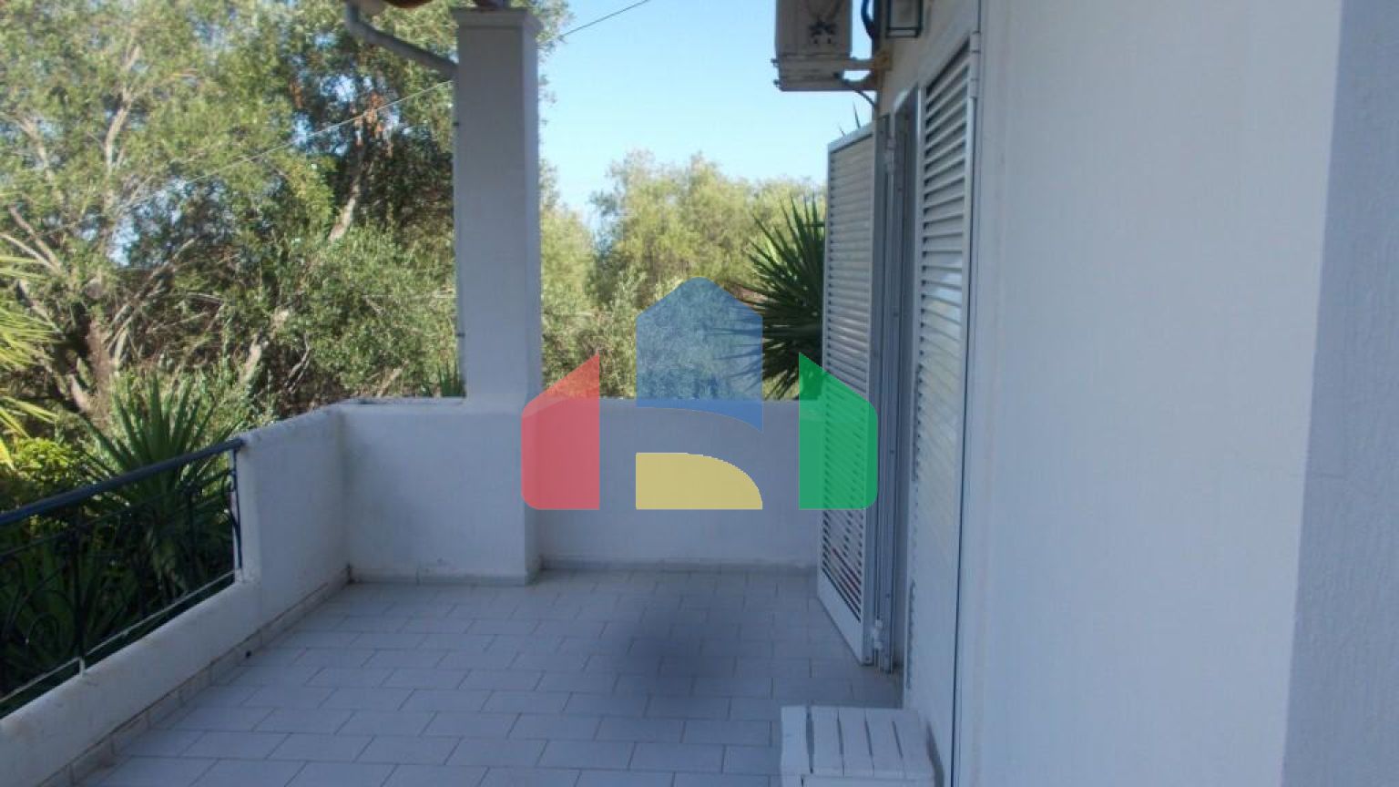 Продажа - Коттедж 108 m² на о. Корфу