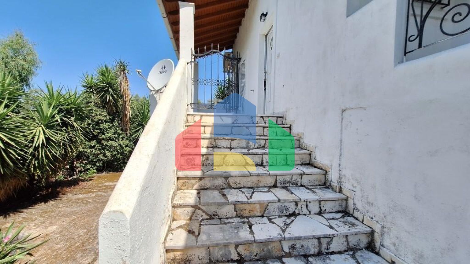 Продажа - Коттедж 108 m² на о. Корфу