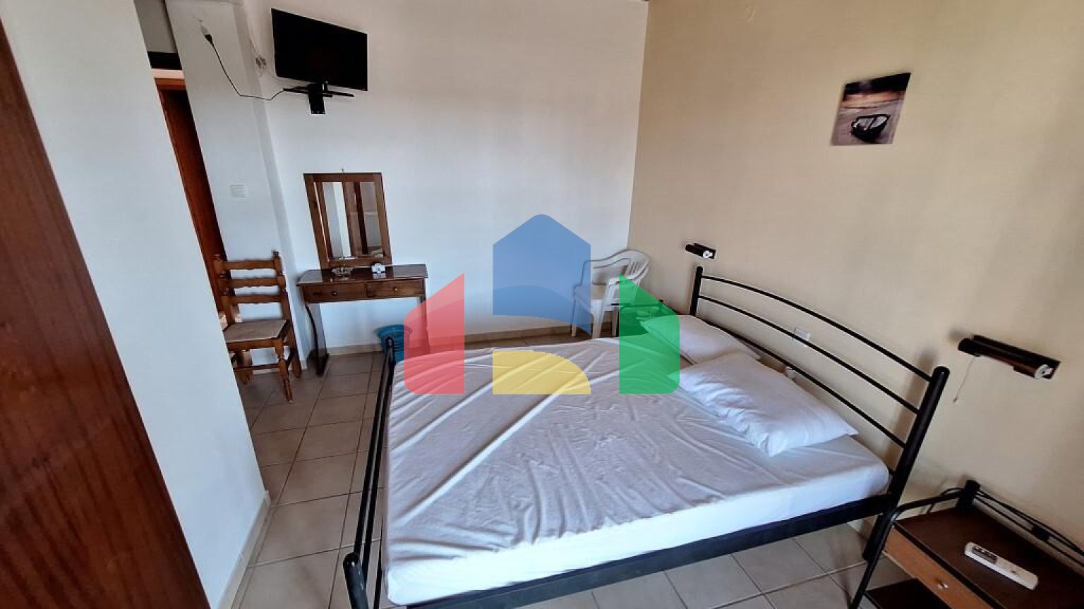 Продаж - Готель 440 m² на о. Корфу