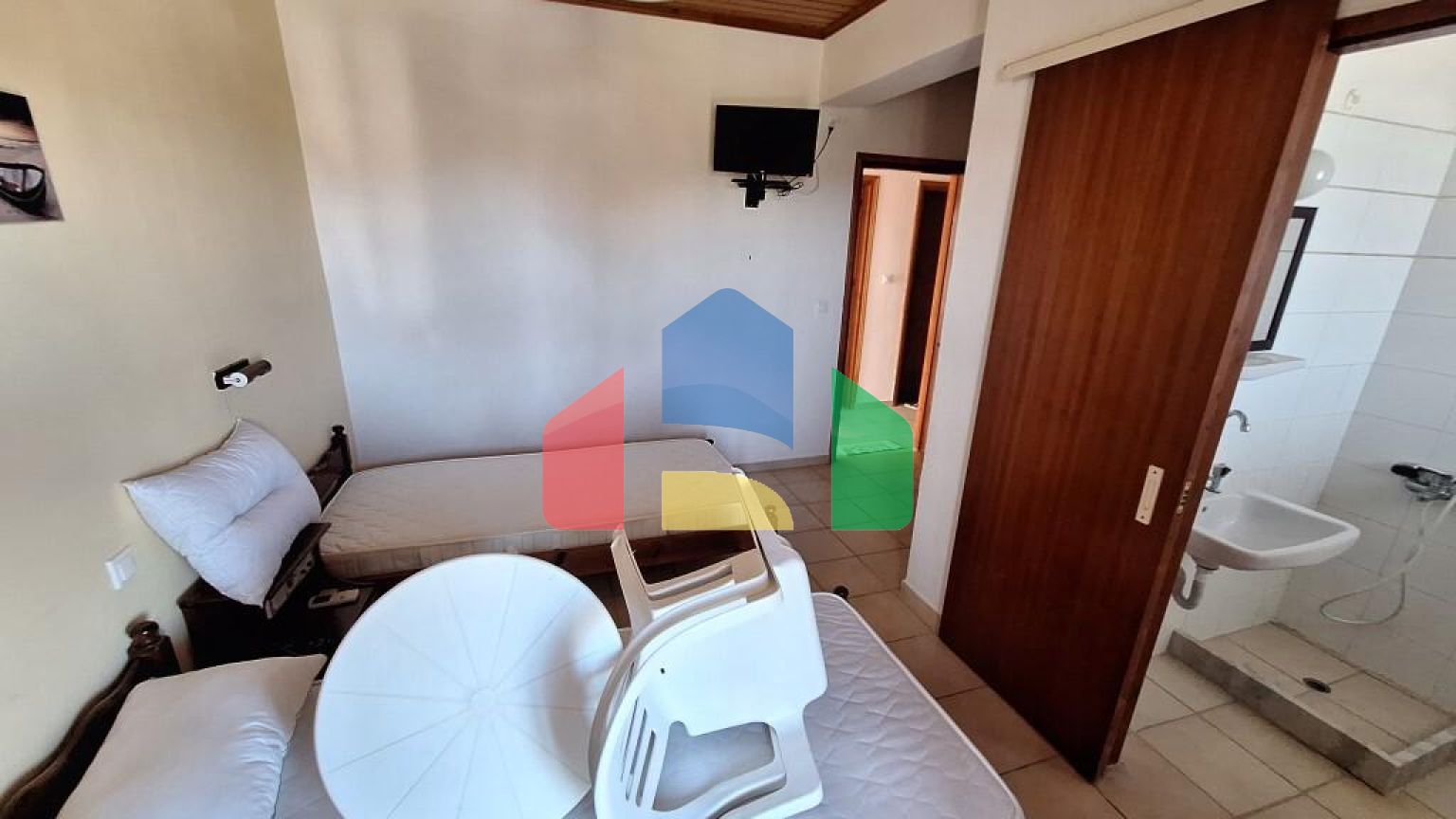 Продаж - Готель 440 m² на о. Корфу