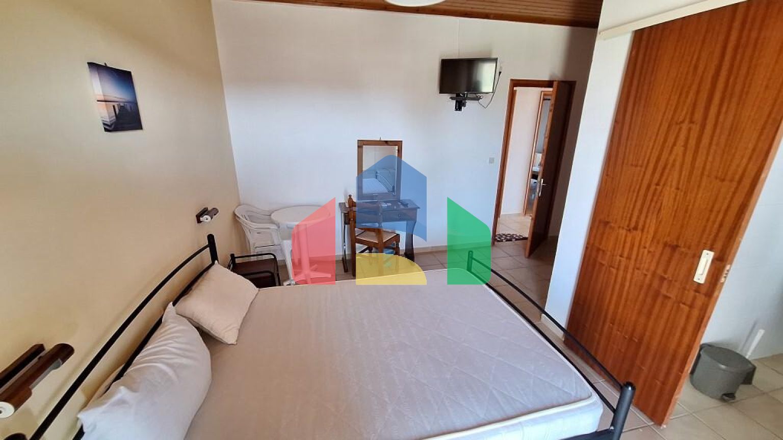 Продаж - Готель 440 m² на о. Корфу