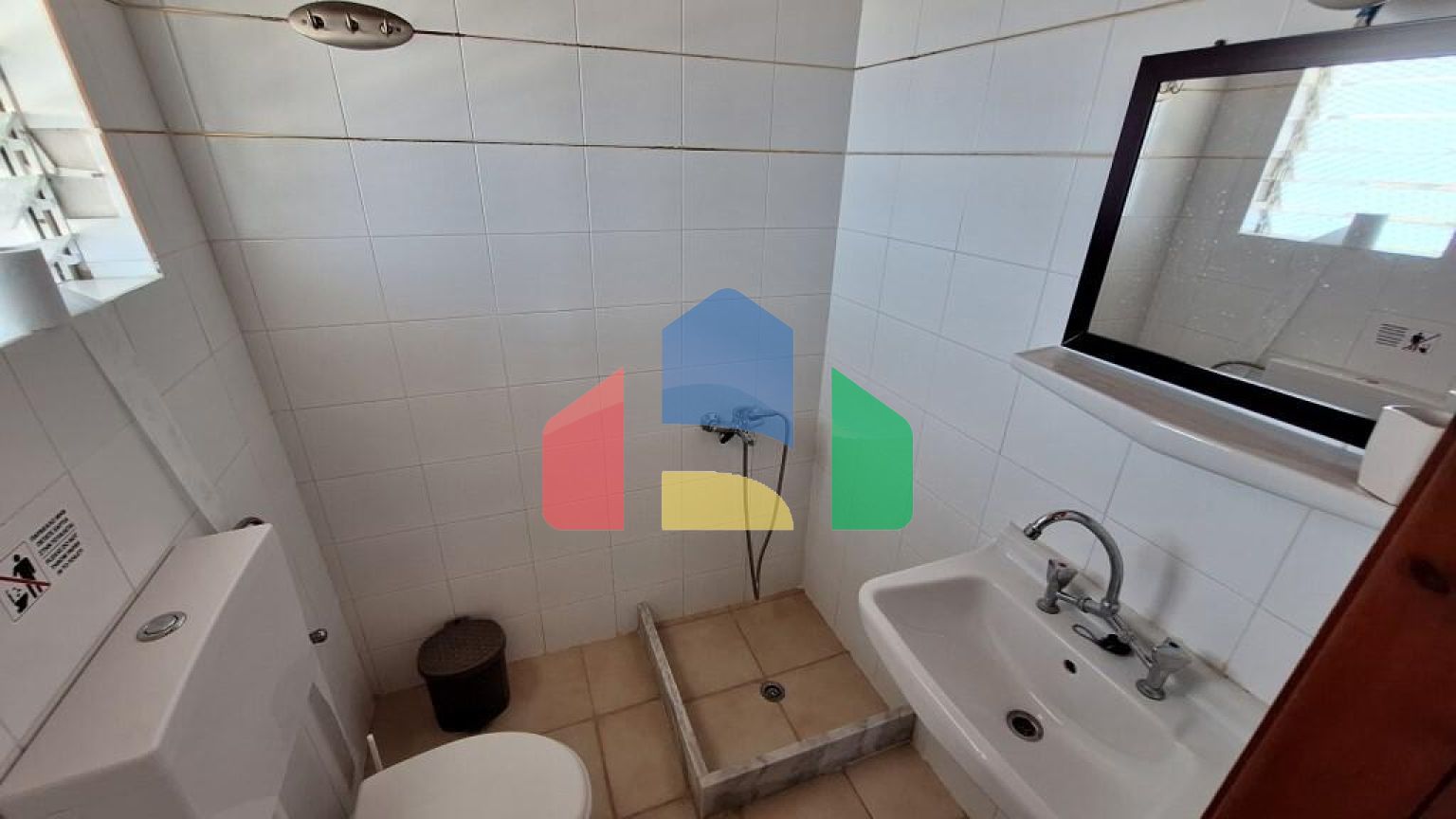 Продаж - Готель 440 m² на о. Корфу