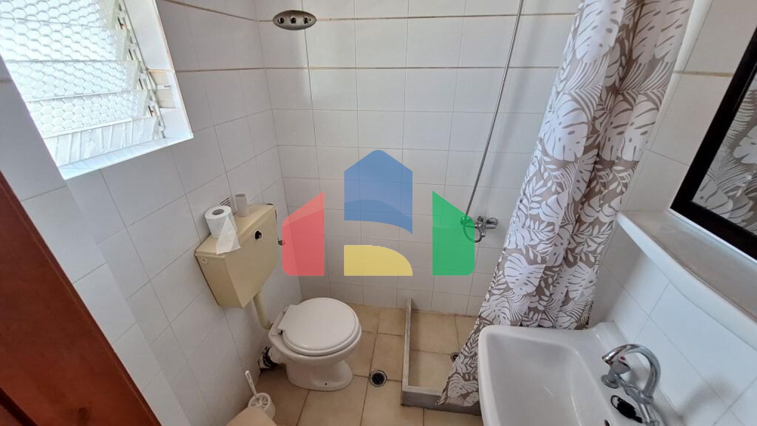 Продаж - Готель 440 m² на о. Корфу