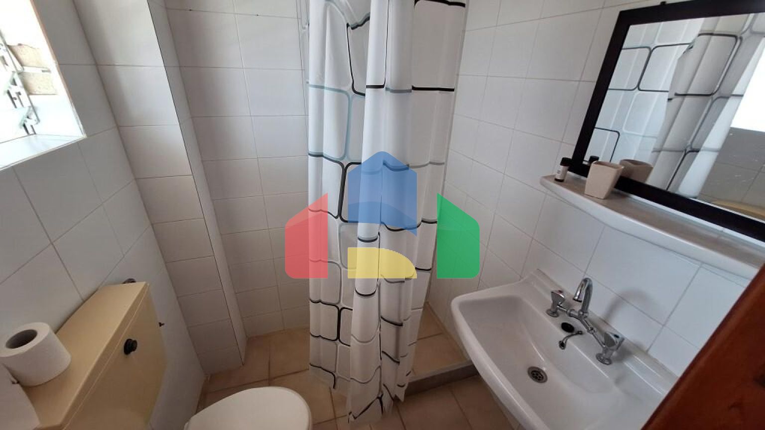 Продаж - Готель 440 m² на о. Корфу