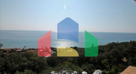 Продаж - Готель 550 m² на о. Корфу