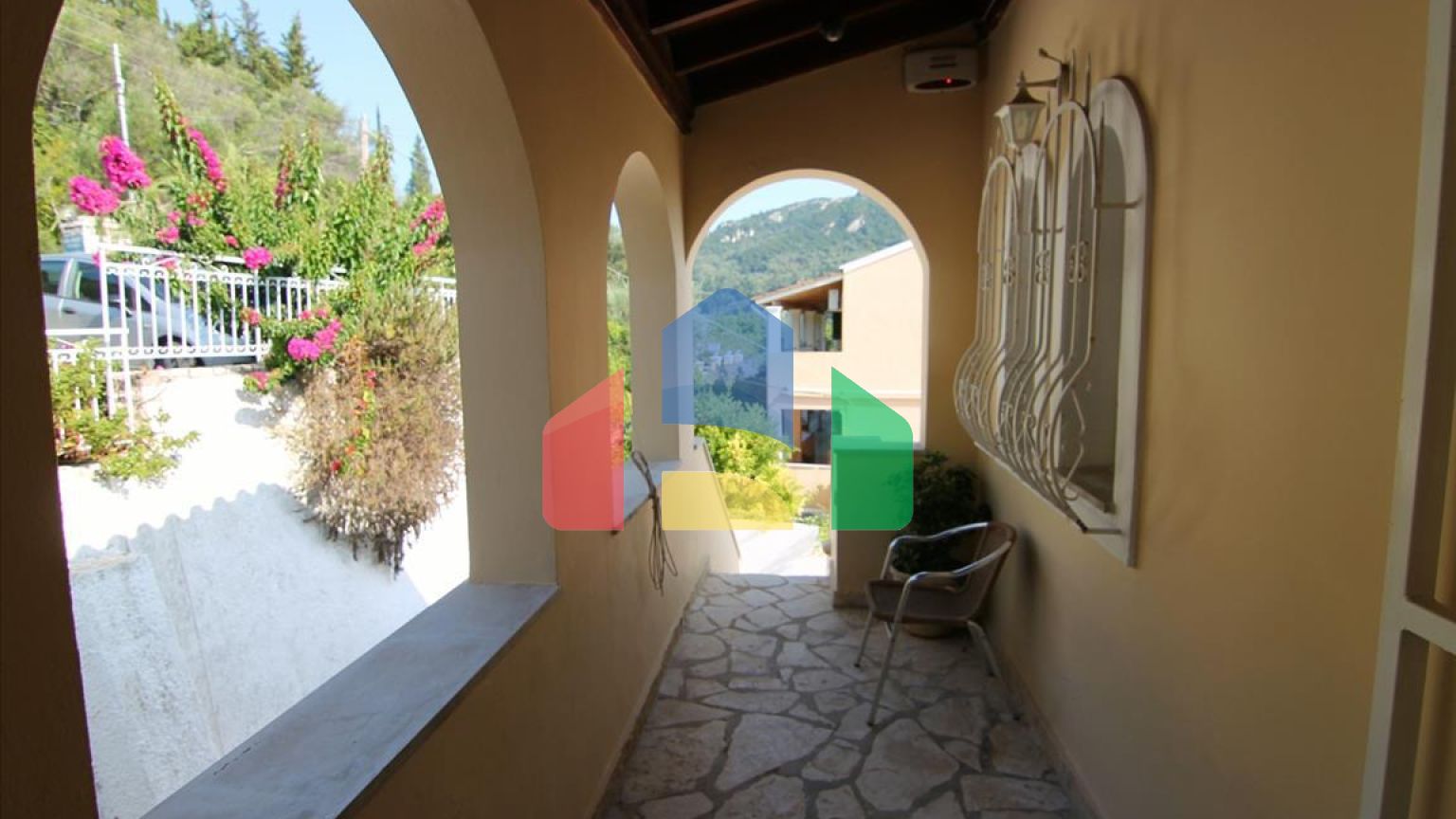 Продажа - Гостиница 550 m² на о. Корфу