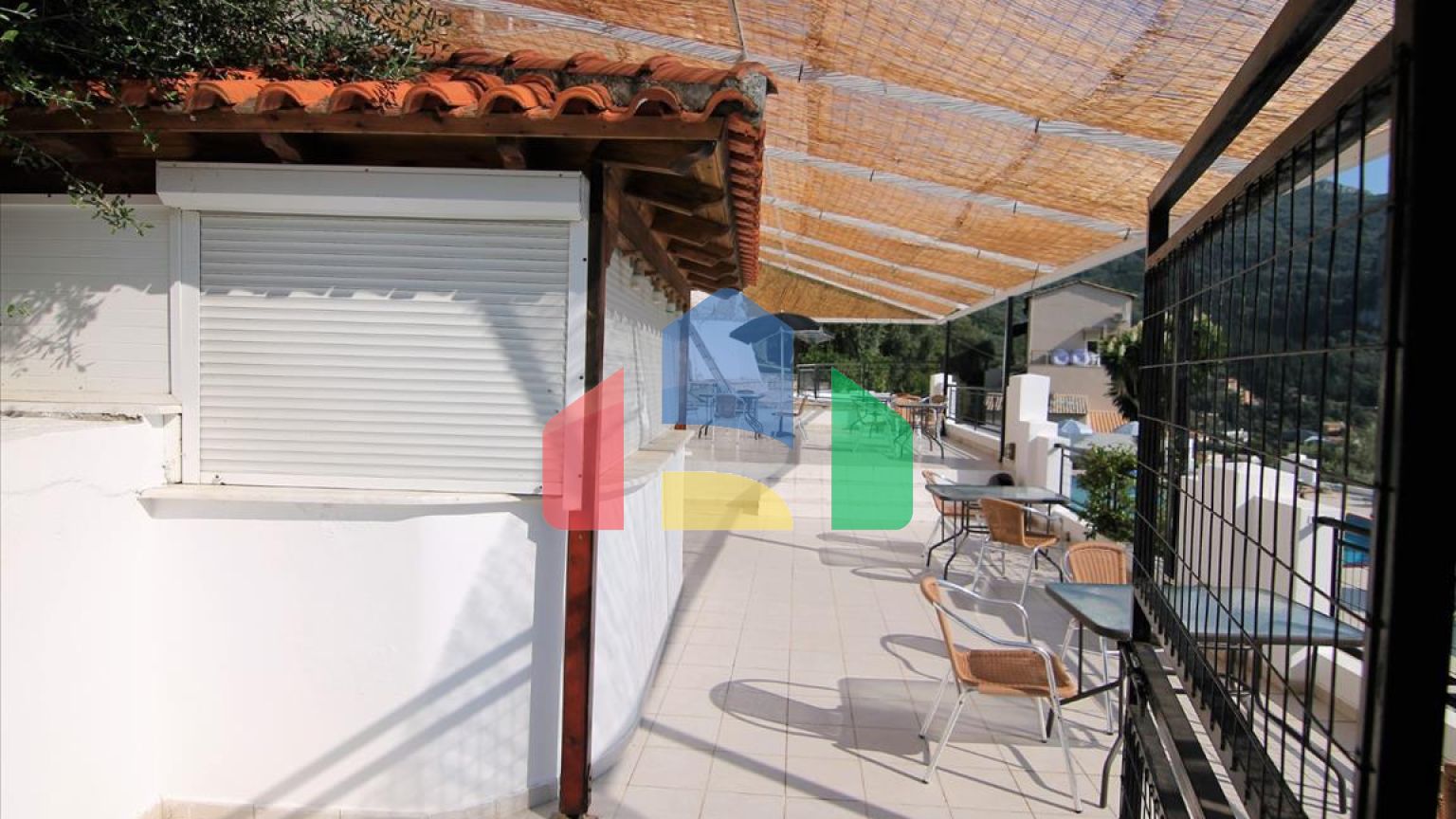 Продажа - Гостиница 550 m² на о. Корфу