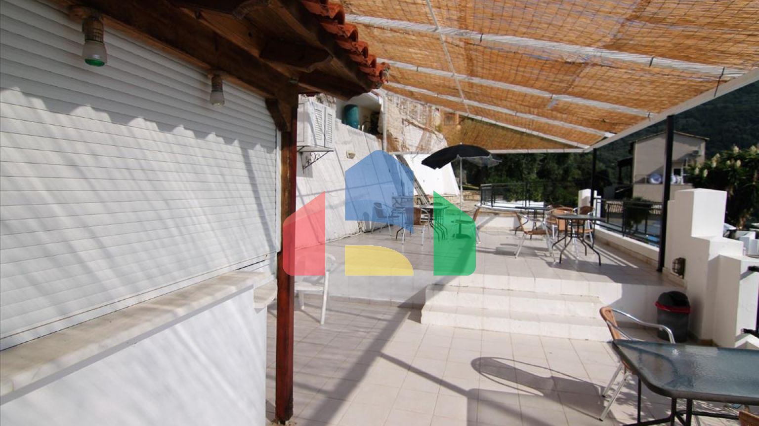 Продажа - Гостиница 550 m² на о. Корфу