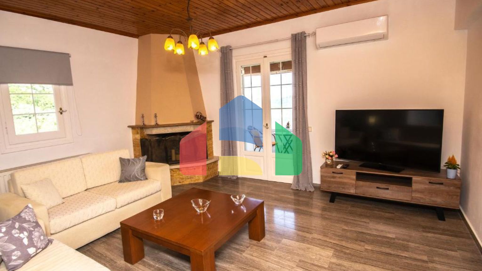 Продажа - Коттедж 200 m² на о. Корфу