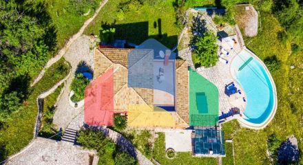 Продажа - Вилла 240 m² на о. Корфу