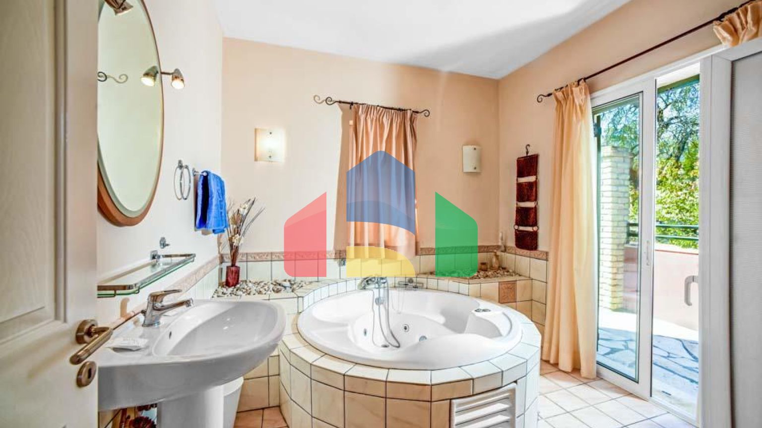 Продажа - Вилла 240 m² на о. Корфу