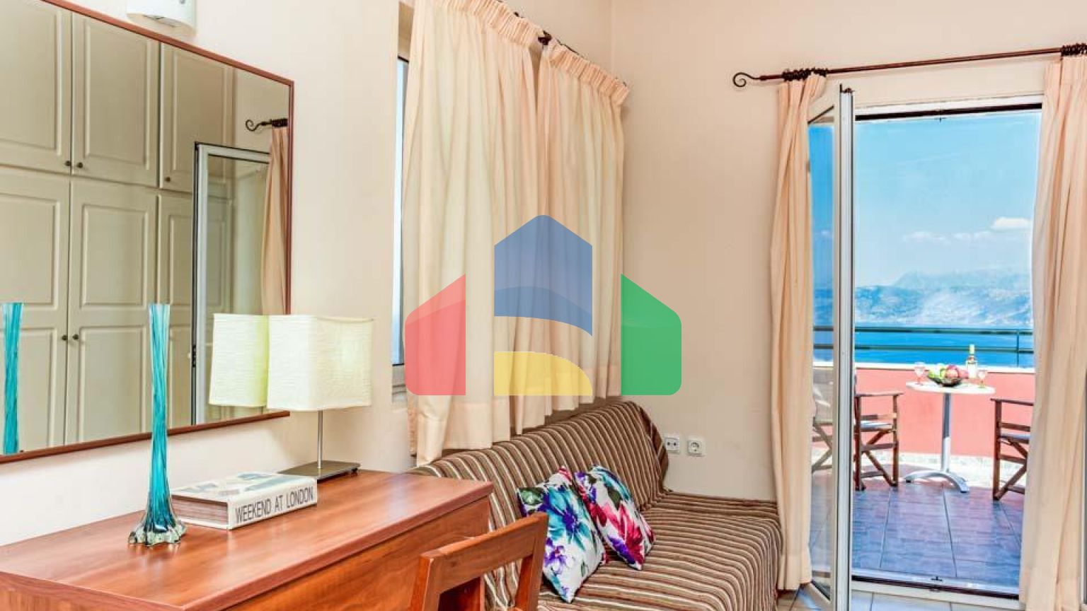 Продажа - Вилла 240 m² на о. Корфу