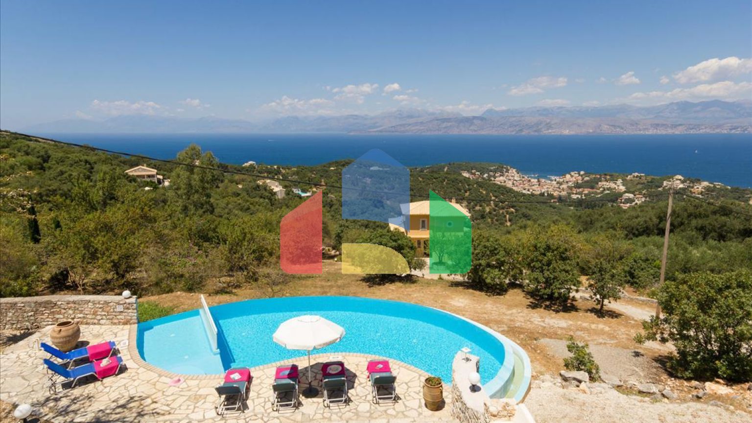 Продажа - Вилла 240 m² на о. Корфу