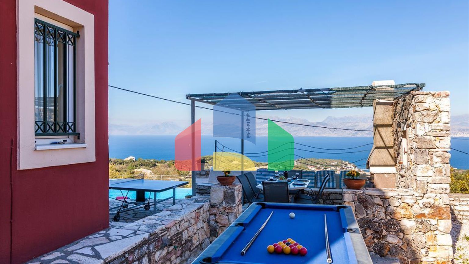 Продажа - Вилла 240 m² на о. Корфу