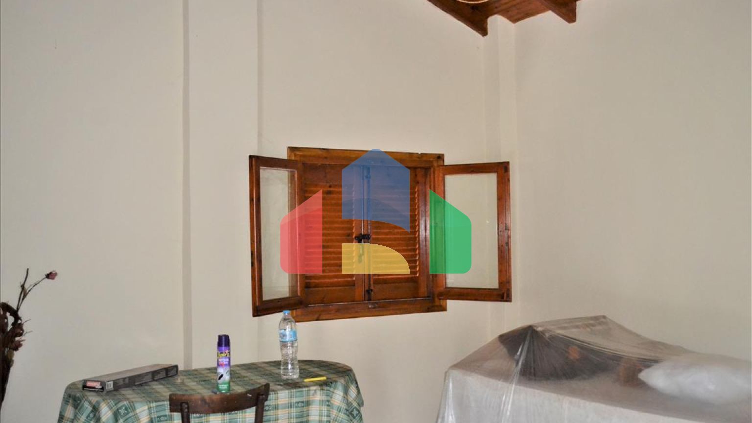 Продаж - Земельна ділянка 10000 m² на о. Корфу