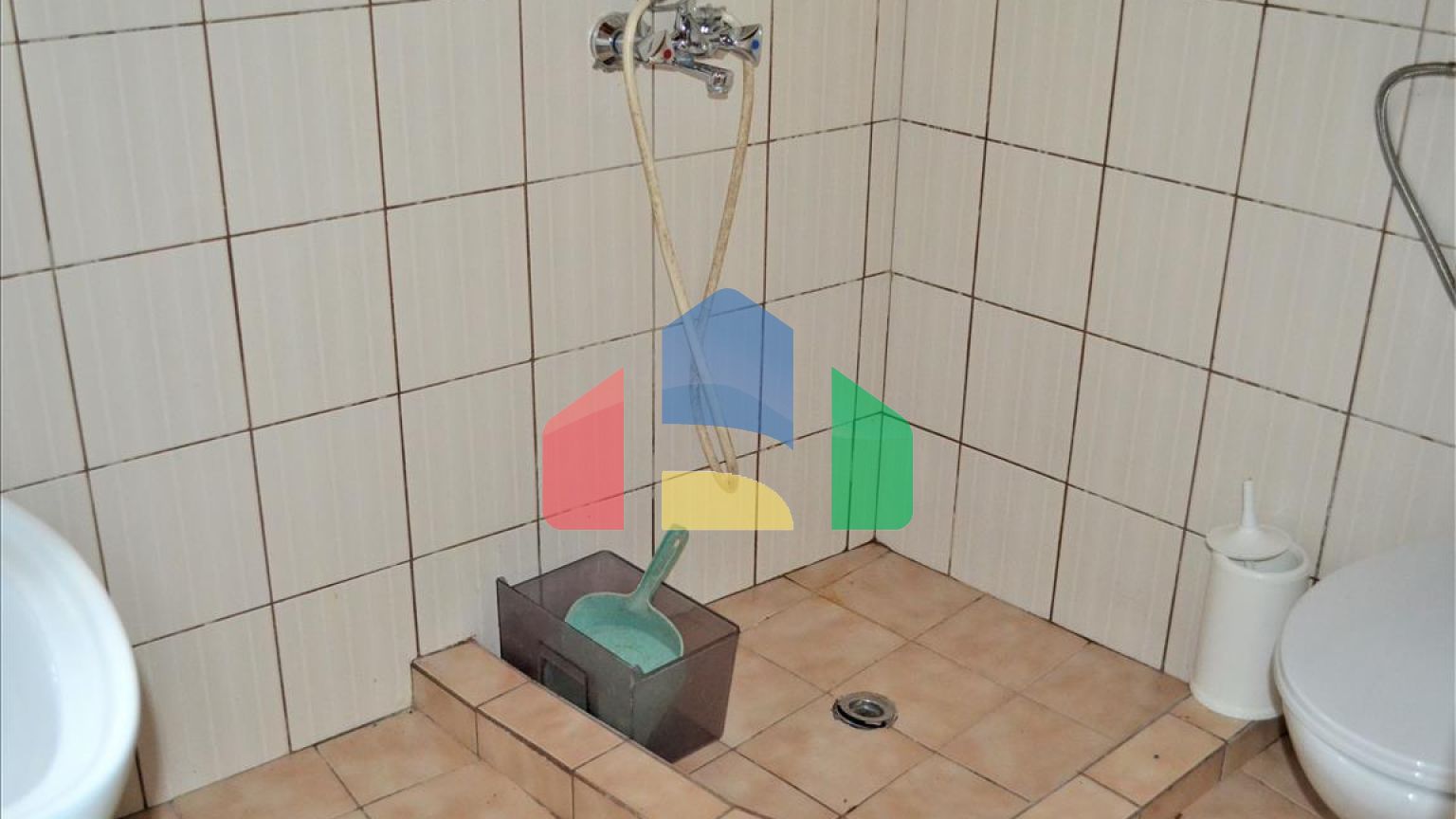 Продаж - Земельна ділянка 10000 m² на о. Корфу