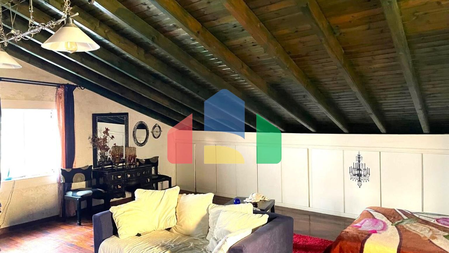 Продаж - Duplex 224 m² на о. Корфу